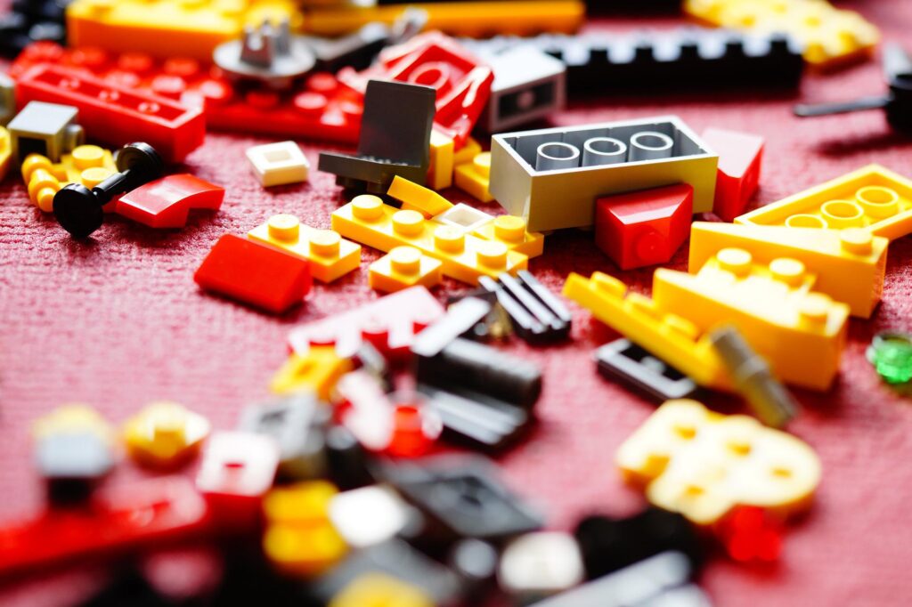 lego-708088_1920-1024x682.jpg